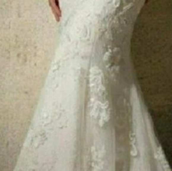 Bling and lace mermaid gown - Picture 4 of 8